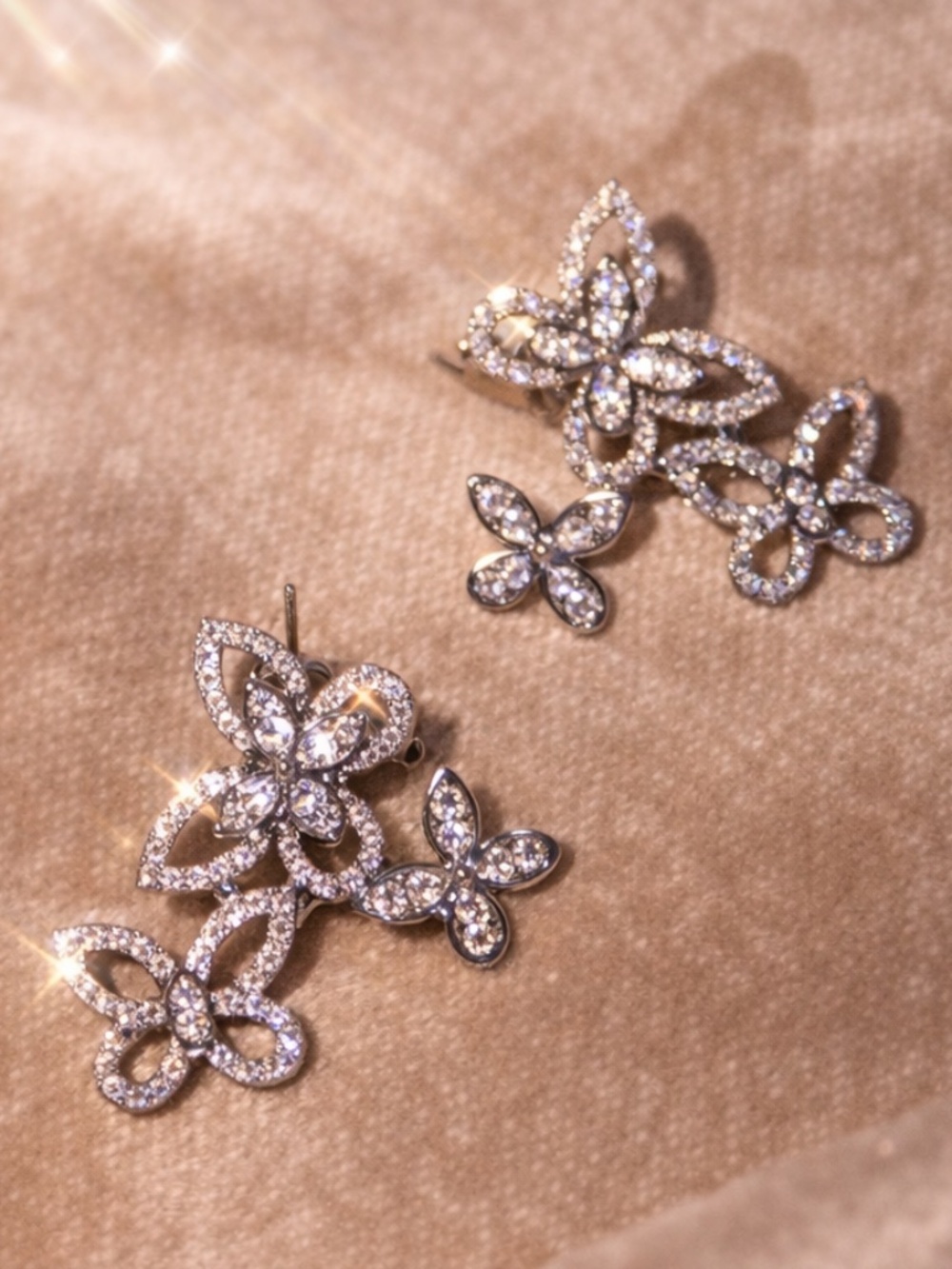 Luxury Butterfly Set Earrings - Picture 3 of 5